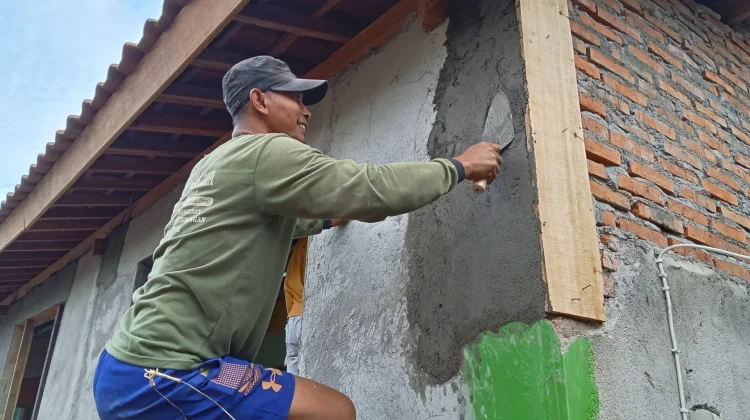 Ramsai Dapat Program Bedah Rumah untuk 10 Penerima Manfaat