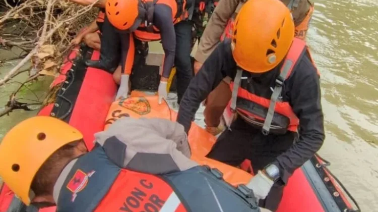 Lansia Terseret Arus Sungai Bone Ditemukan Meninggal