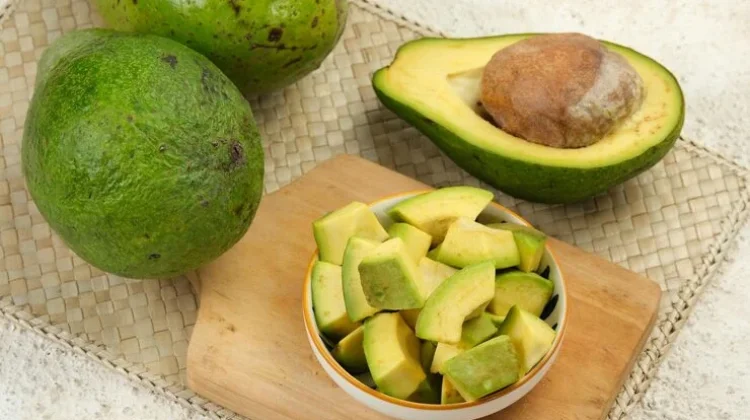 Kaya Nutrisi, Ini 5 Manfaat Alpukat bagi Kesehatan Tubuh