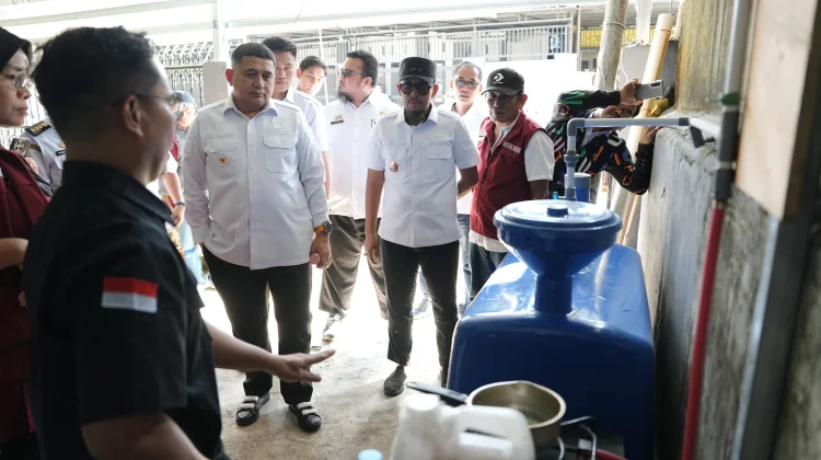 Wali Kota Munafri Tinjau TPS3R dan Urban Farming di Rappocini