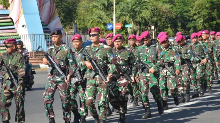 Prajurit TNI AL Pertahan Pantai Kodaeral VI Mengasah Kemampuan
