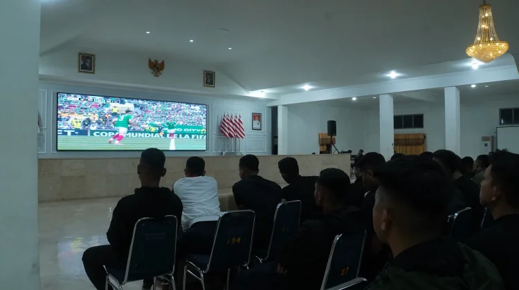 Kodaeral VI Gelar Nobar Pembukaan Piala Dunia 2026 Bersama Warga