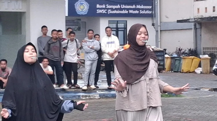 Sivitas Akademika Meriahkan Lomba Tradisional Milad ke-63 Unismuh Makassar