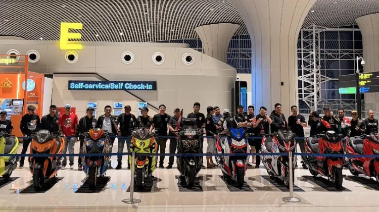 Komunitas XRI Makassar Hadirkan Airport Custom Show di Bandara Sultan Hasanuddin