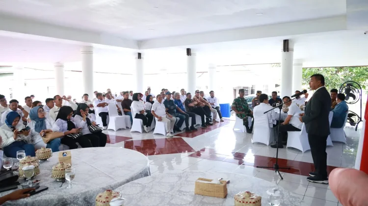 Hadiri Pelantikan Pengurus Kadin Bulukumba, Bupati Minta Majukan Dunia Usaha