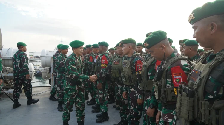 Kasdam XIV/Hasanuddin Melepas Yonif 726/Tamalate Satgas Perbatasan RI-PNG
