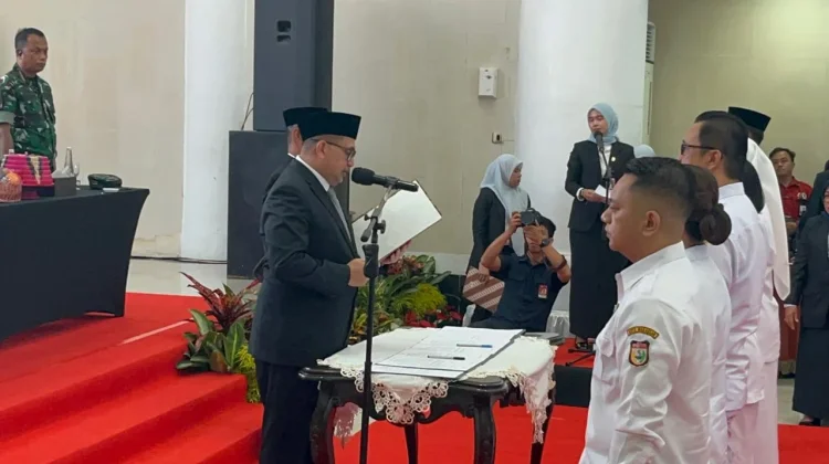 Optimalkan Layanan Kesehatan, Munafri Lantik 47 Kepala Puskesmas Definitif