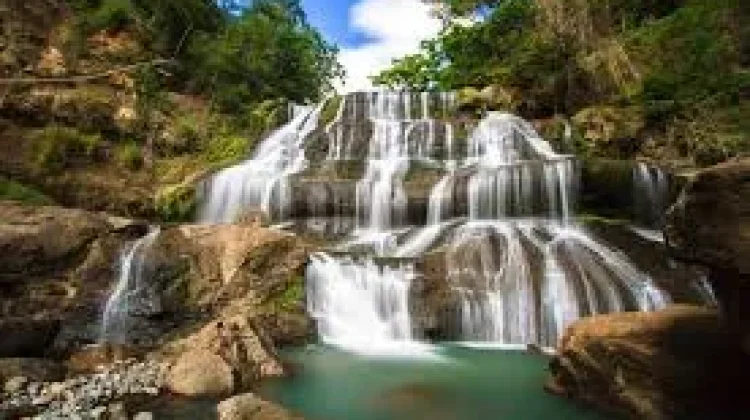 Air Terjun Lacolla, Pesona Alam Tersembunyi Kabupaten Maros