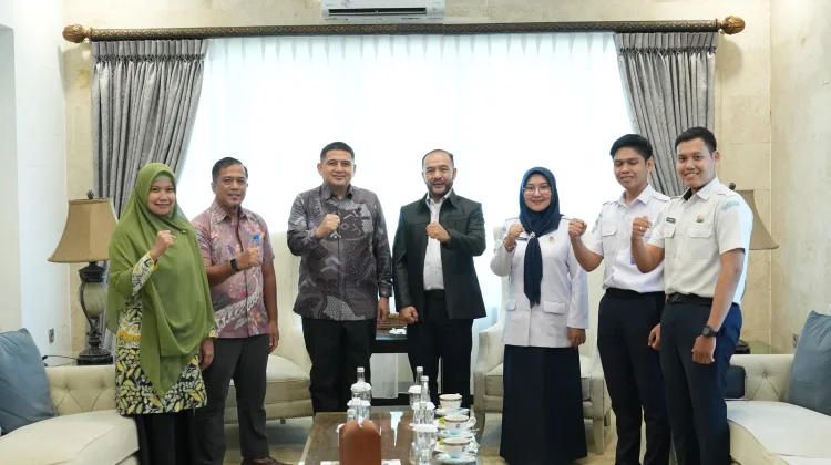 Munafri Dorong Kolaborasi BMKG Maritim dan Lontara+ untuk Permudah Akses Informas