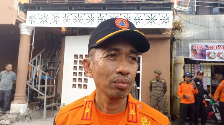 BPBD Makassar Asesmen dan Salurkan Bantuan bagi Korban Kebakaran di Alauddin