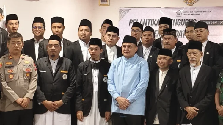 Pelantikan IKDA Makassar, Lahirkan Dai Kompeten dan Berjiwa Wirausaha