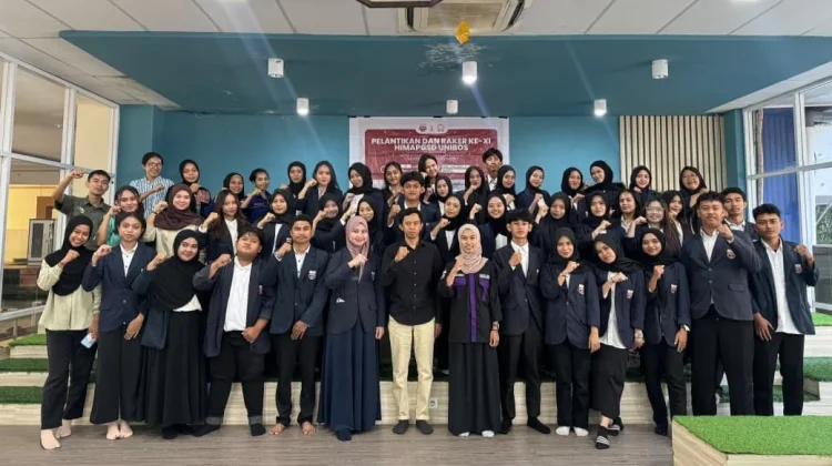 Unibos Makassar Lantik Pengurus Baru HIMAPGSD