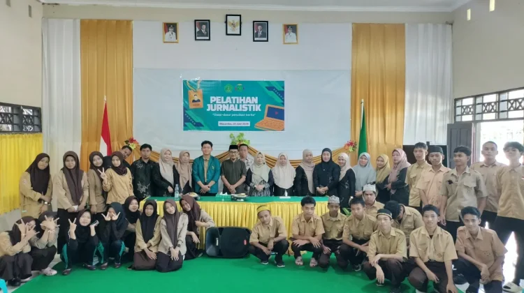 Cetak Siswa Produktif Selama Liburan, MAN Lutra Gelar Pelatihan Jurnalistik