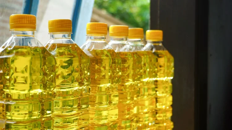 Minyak Goreng Mahal, UMKM Sulsel Siasati Ukuran Kemasan