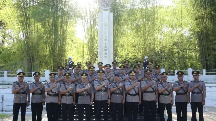 Hari Bhayangkara ke-80, Polres Parepare Gelar Ziarah Rombongan