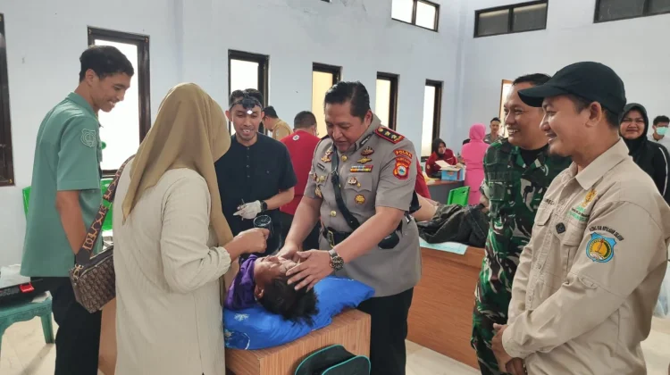 Ratusan Warga Selayar Ikuti Bakti Kesehatan Hari Bhayangkara Ke-80
