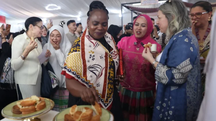 Pameran Produk Lokal, Melinda Aksa Dorong UKM dan Perajin Tembus Pasar Global