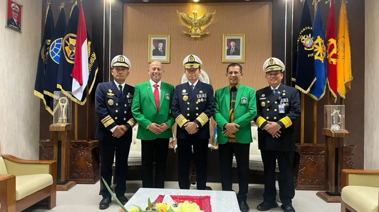 FTI UMI Makassar Perkuat Kompetensi Lulusan