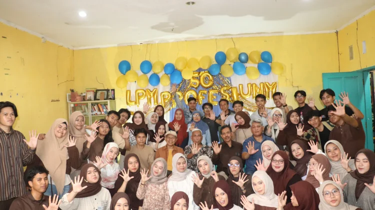 Rayakan Usia 50 Tahun, LPM Profesi UNM  Gelar Malam Puncak "Setengah Abad Berbicara"