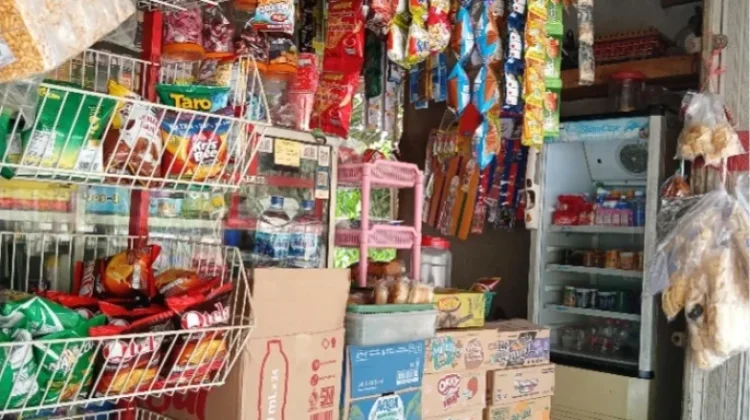 Toko Kelontong Perlu Berbenah Hadapi Gempuran Ritel Modern