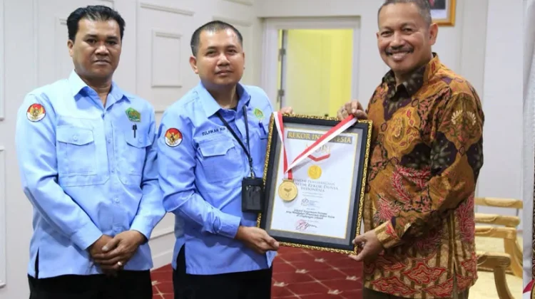 MAN 3 Makassar Ukir Sejarah, Raih Rekor MURI dan Juara Dunia Robotik