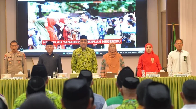 Buka Rakerda DMI Lutra, Bupati Dorong Masjid jadi Pusat Pertumbuhan Ekonomi