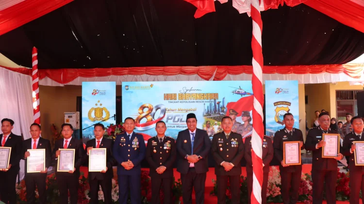 Hari Bhayangkara ke-80, Polres Maros Apresiasi Personel Berprestasi dan Inovatif