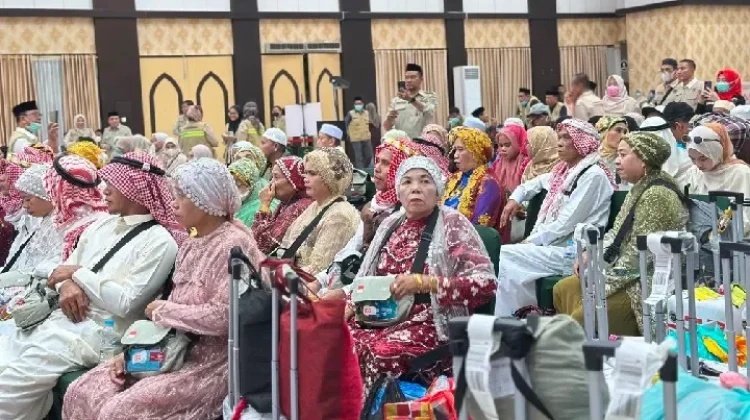 PPIH Debarkasi Makassar Resmi di Tutup, 9 Jamaah Masih Dirawat di Tanah Suci