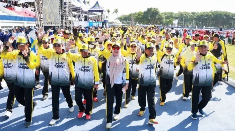 Bupati Barru Semangati Kontingen Barru Porsenijar PGRI di Sidrap