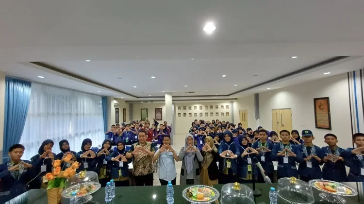 OSIM MTsN 1 Bone Asah Public Speaking, Cetak Pemimpin Muda