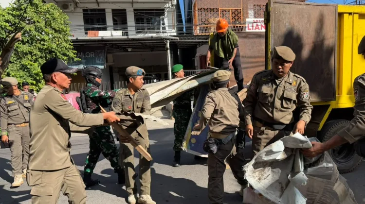 Pasar Tumpah Jalan AMD Manggala Ditertibkan usai 20 Tahun Beroperasi