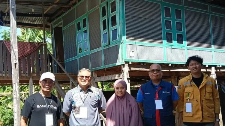 Dari Rumah ke Rumah, Unhas Pastikan KIP Kuliah Menjangkau yang Berhak