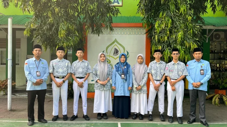 Tiga Siswa MAN 2 Makassar Lolos Olimpiade Bahasa Arab Tingkat Provinsi