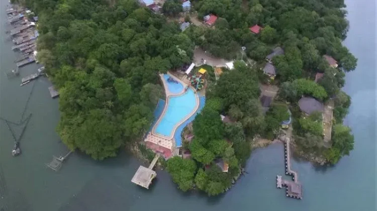 Tanjung Palette, Destinasi Wisata Andalan Kabupaten Bone