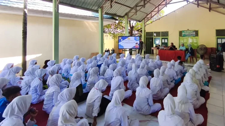 Momen MPLS, Polres Selayar Edukasi Bahaya Narkoba di SMKN 5