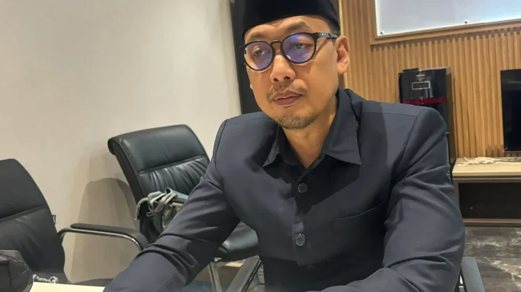 Pemkot Makassar Target Bagikan Seragam Gratis Siswa Baru Awal September