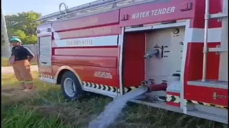 Bupati Sidrap Kerahkan Tangki Air Selamatkan Kekeringan Sawah Petani