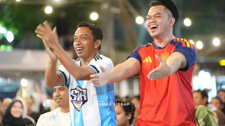 Ribuan Warga Sidrap Nobar Final Piala Dunia 2026 dalam Suasana Penuh Kebersamaan