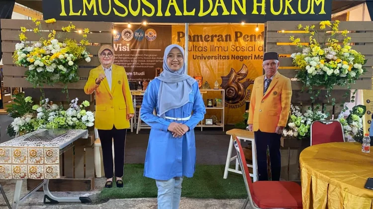 Stan FIS-H UNM Jadi Daya Tarik Pengunjung Pameran Dies Natalis ke-65