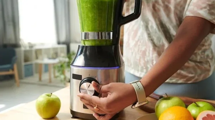 Kecepatan Blender Pengaruhi Aktivitas Enzim Buah dan Sayuran