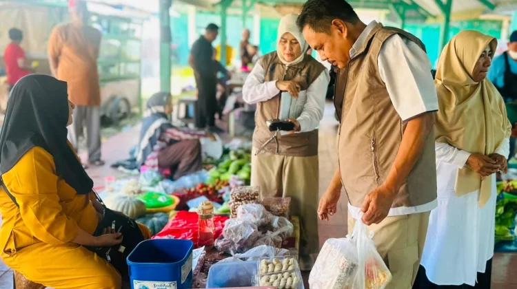 BBPOM Makassar Uji 35 Sampel Pangan di Pasar Tanete, Semua Aman