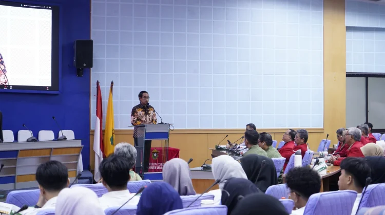 Rektor Unhas Lepas Tim Ekspedisi Patriot, Hadirkan Sains Perkuat Transmigrasi