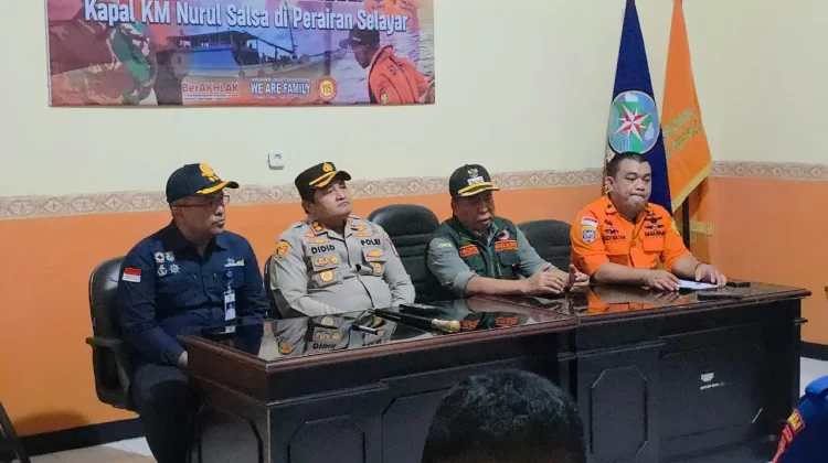 Basarnas Jelaskan Kronologi Penanganan Darurat KM Nurul Salsa Secara Terbuka
