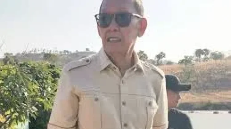 Hamka B Kady Pastikan Pembangunan Jembatan Paitana Segera Rampung