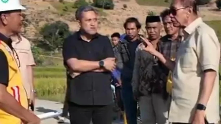 Hamka B Kady Pastikan Pembangunan Jembatan Paitana Segera Rampung