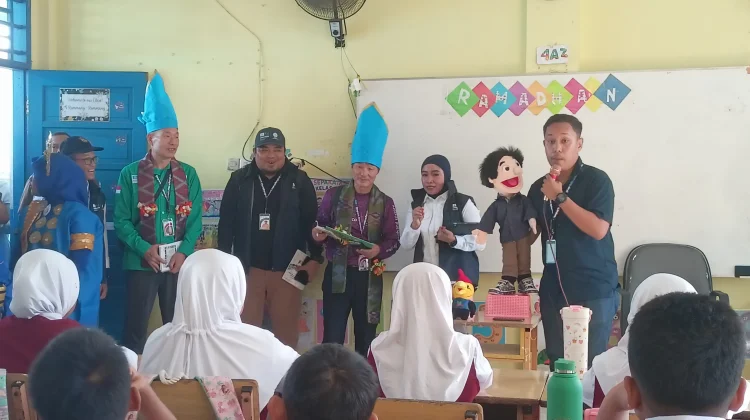 Dua Asesor Internasional Telusuri Geosite Maros-Pangkep dalam Proses Revalidasi