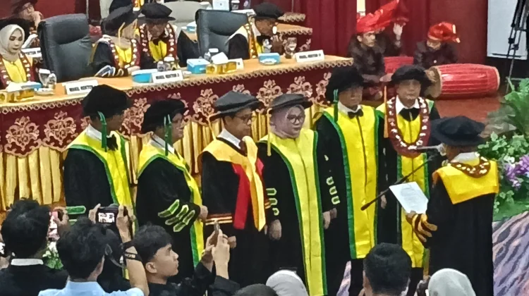 UNM Kukuhkan Enam Guru Besar pada Dies Natalis ke-65