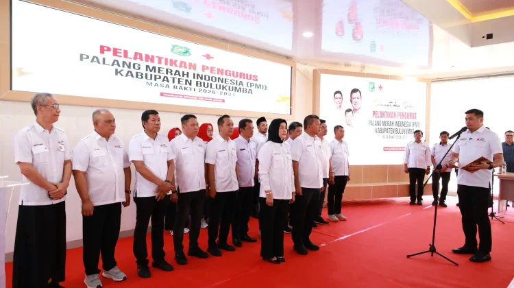 Lantik Pengurus PMI Bulukumba, Ketua PMI Sulsel: Stok Darah Sangat Urgen