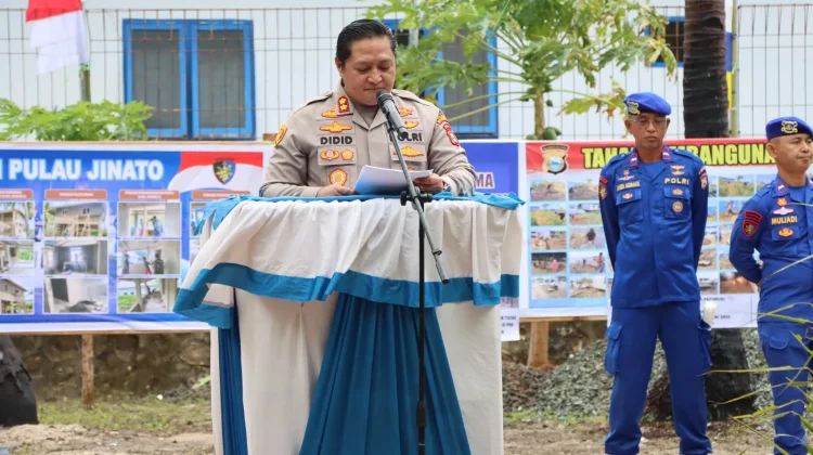 Kapolda Sulsel Disambut Meriah Warga Pulau Jinato Selayar