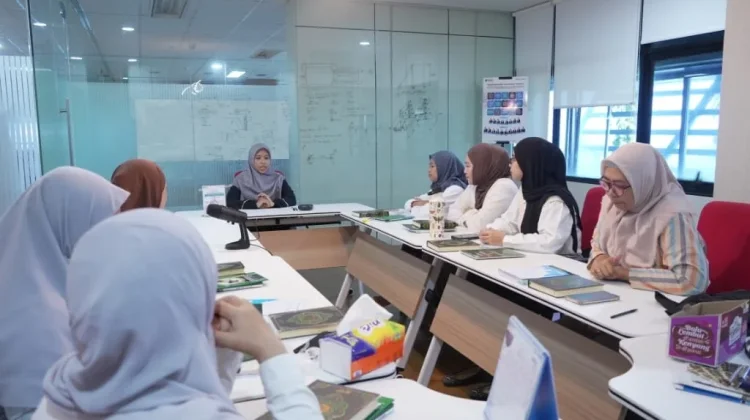 Pelindo Regional 4 Perkuat Karakter Pekerja lewat Program Mengaji Rutin